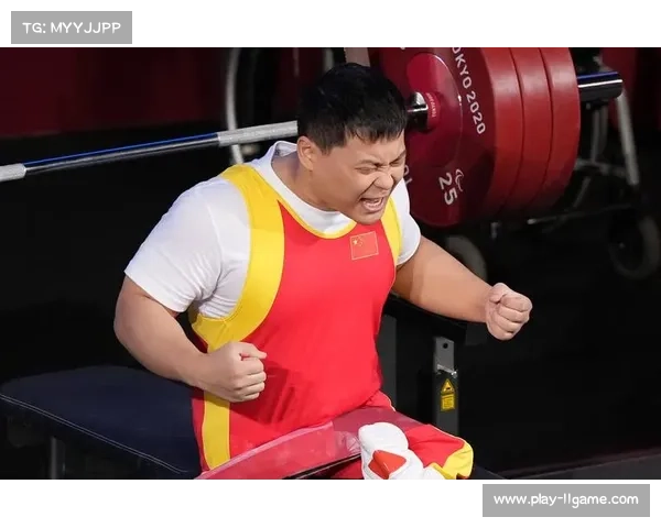 男子59公斤级河北齐勇凯181公斤夺冠，山东范天增摘银